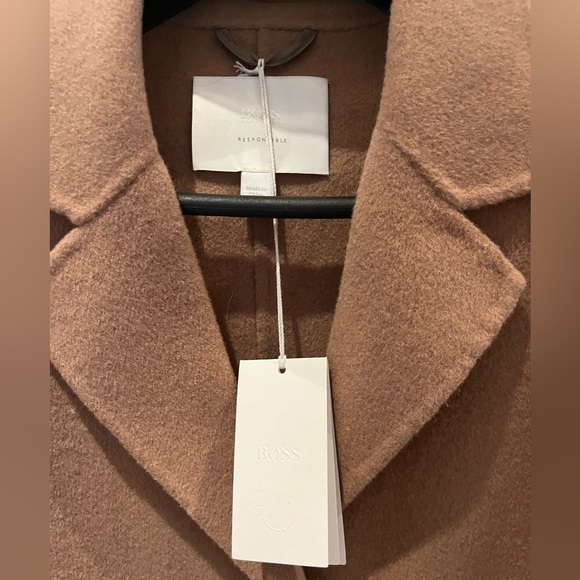 **SOLD** Boss Hugo Boss Single-Breasted Coat - Picture 4 of 7